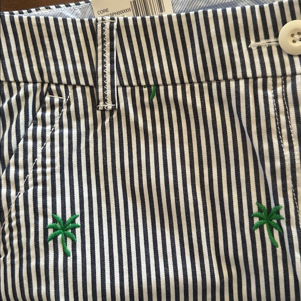 🌴Crown & Ivy Caroline Navy Stripe Palm Shorts Size 8 NWT - Picture 3 of 12